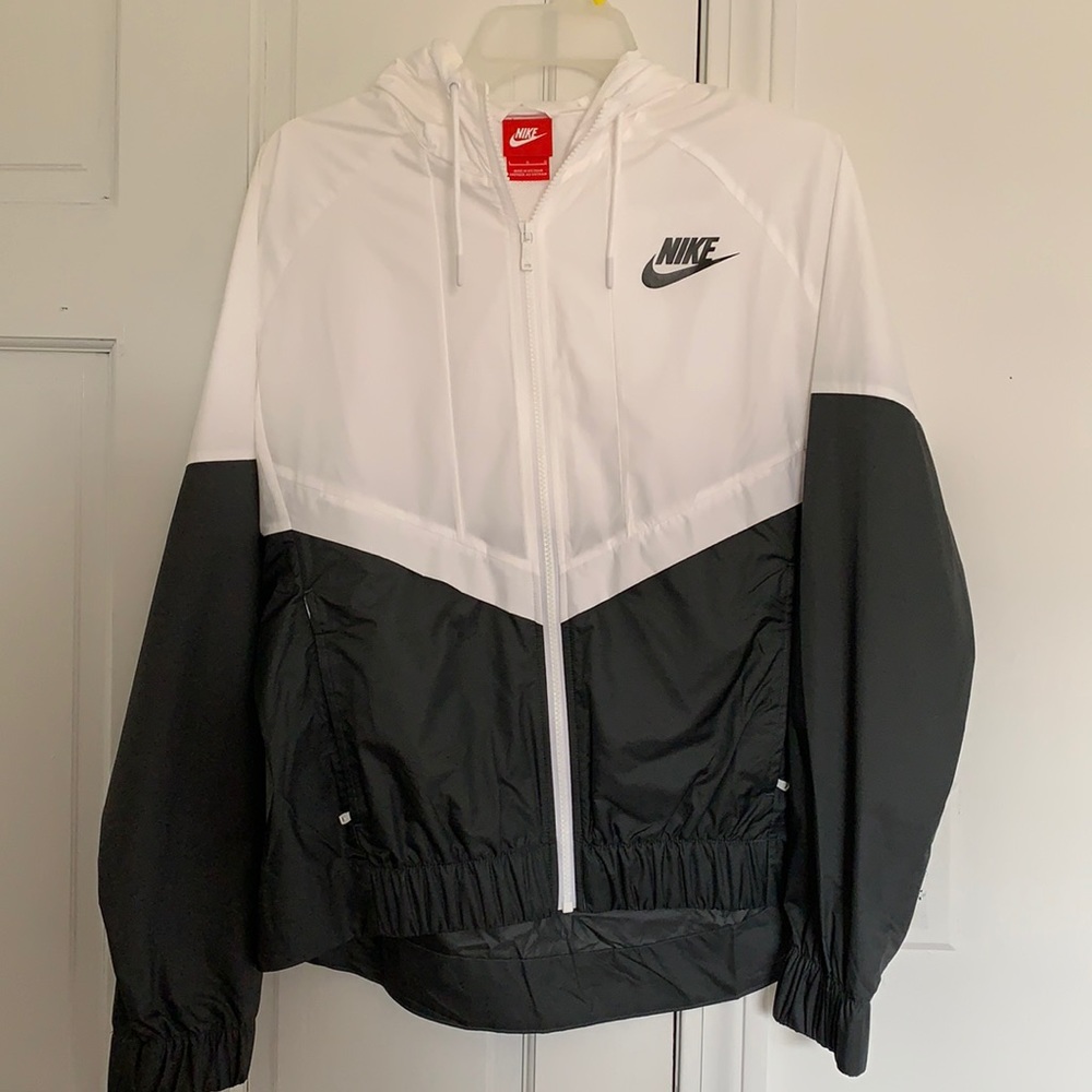 Nike windbreaker
